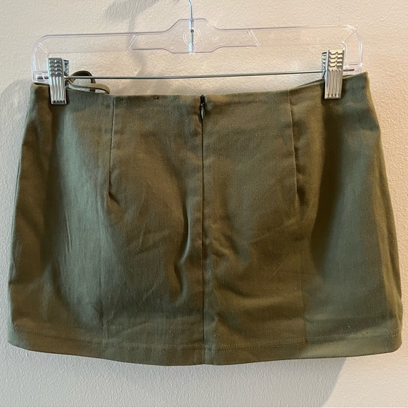 💕 NWT - PACSUN x RYAN DESTINY PARACHUTE CARGO MINI SKIRT - New with tags! - Picture 3 of 11